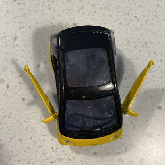 Car Model 1:32 Scale Mini Maisto Smart Fortwo Pull Back Smartcar City Die Cast - Picture 4 of 5